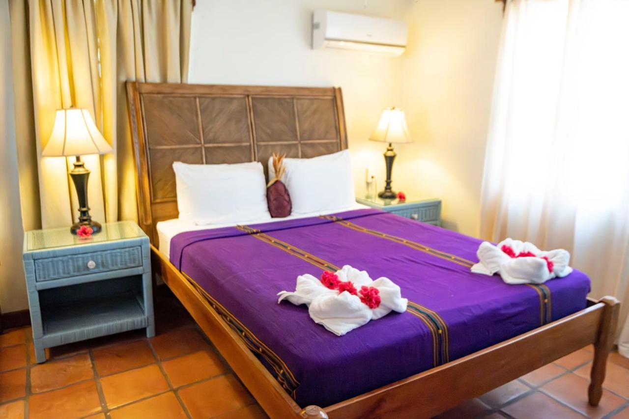Hotel Isla Bonita Yacht Club San Pedro  Zewnętrze zdjęcie