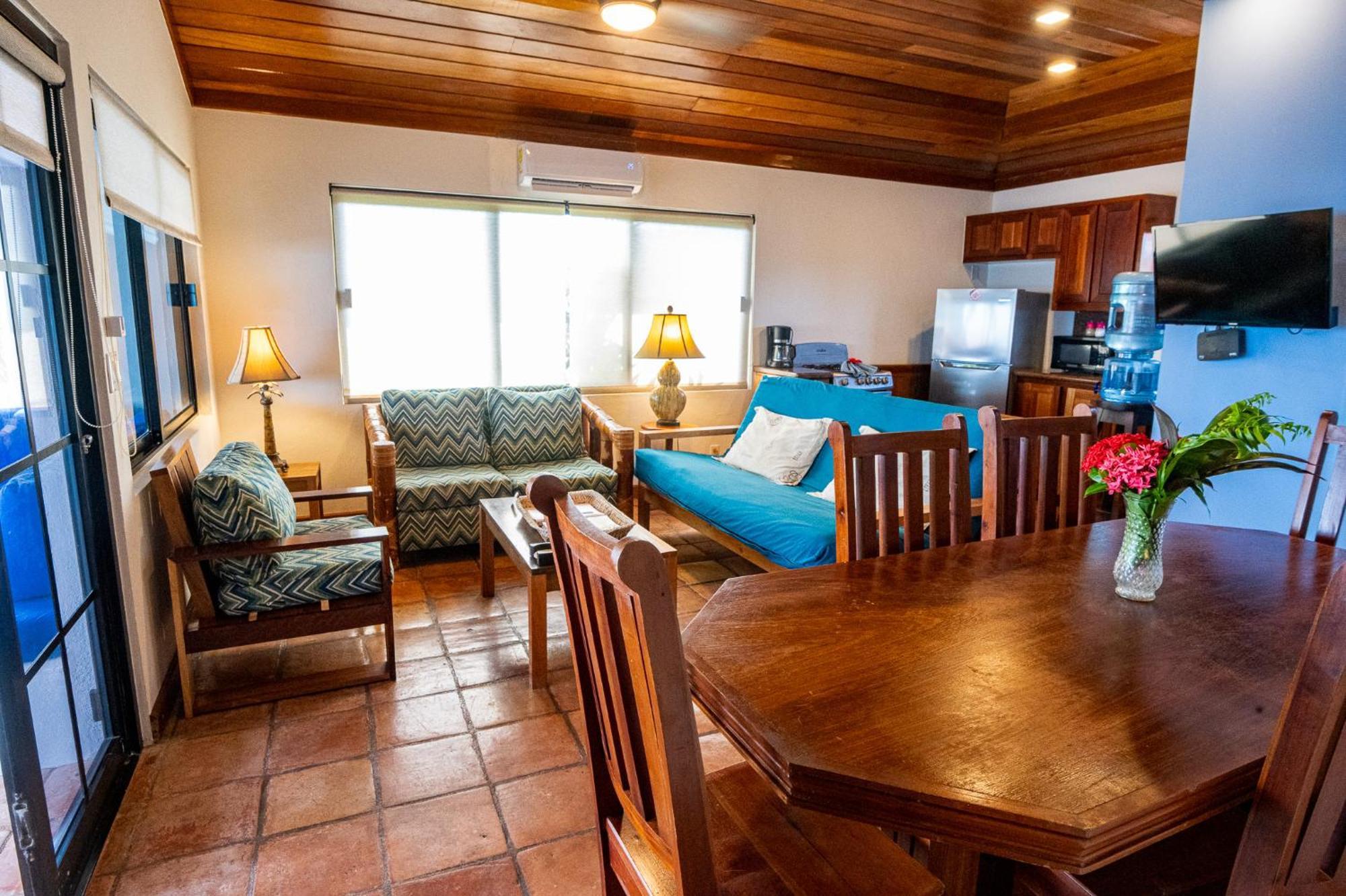 Hotel Isla Bonita Yacht Club San Pedro  Zewnętrze zdjęcie